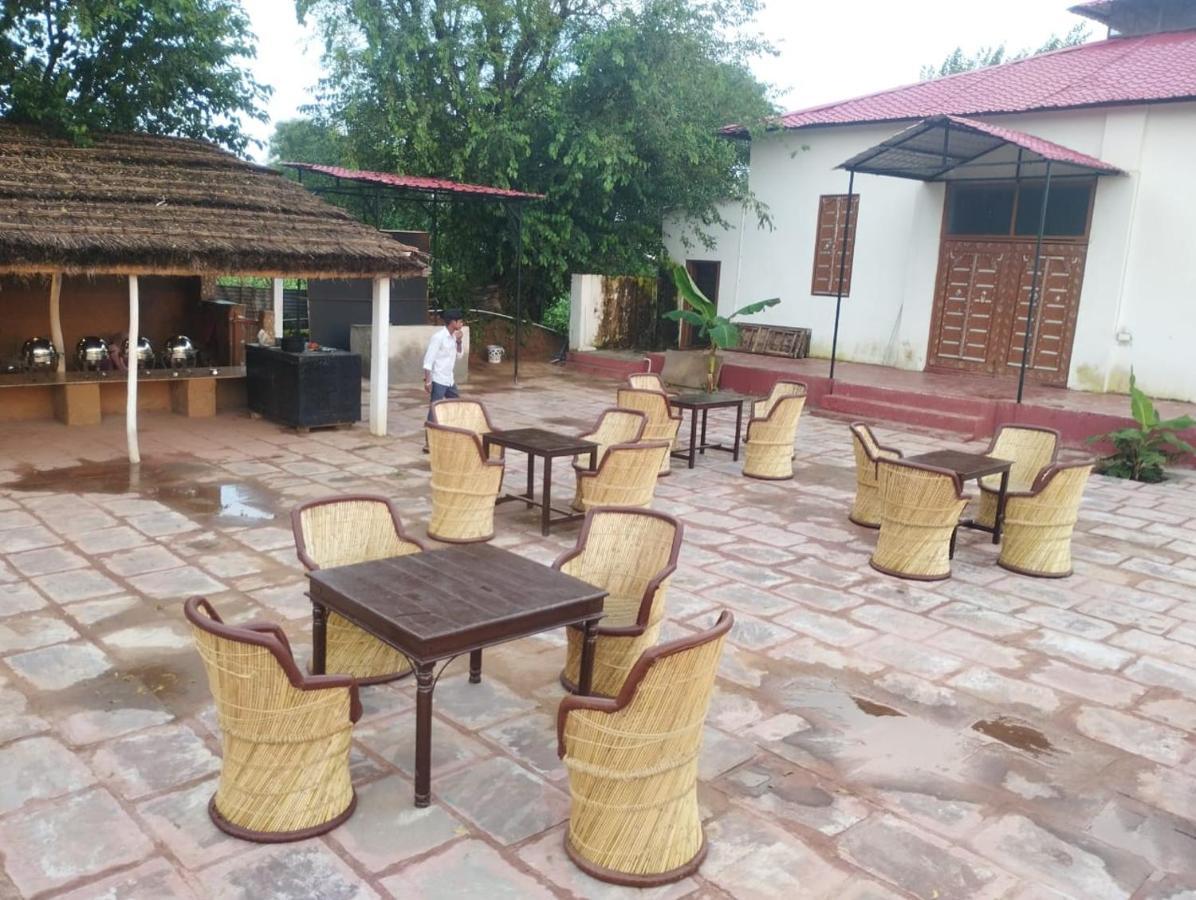 Bagwara Heritage Resort Chonp Exteriör bild
