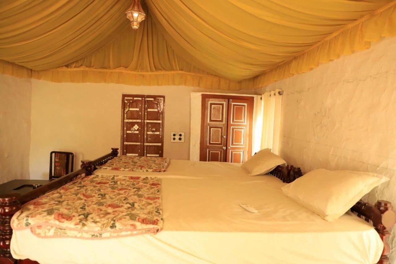 Bagwara Heritage Resort Chonp Exteriör bild